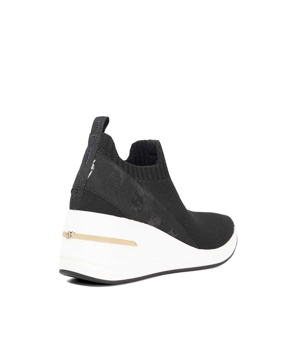 Elevates - Black - Image 4