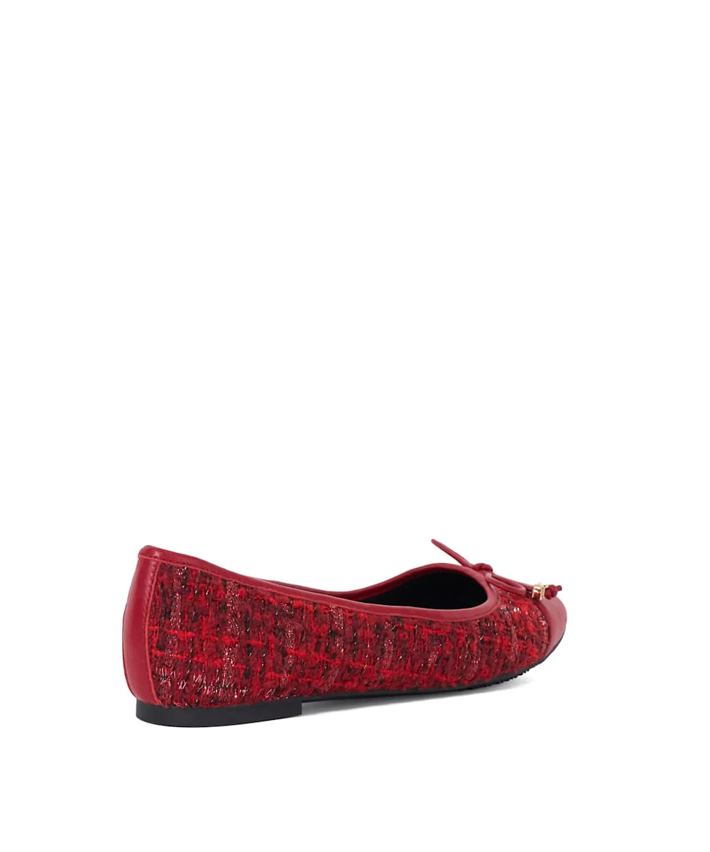 Hallis - Red - Image 4